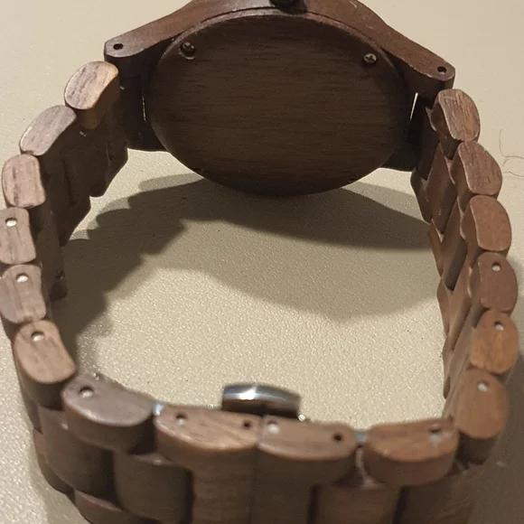 Kayu Mazari Wooden Men's Watch *Send Offers * - Picture 3 of 4